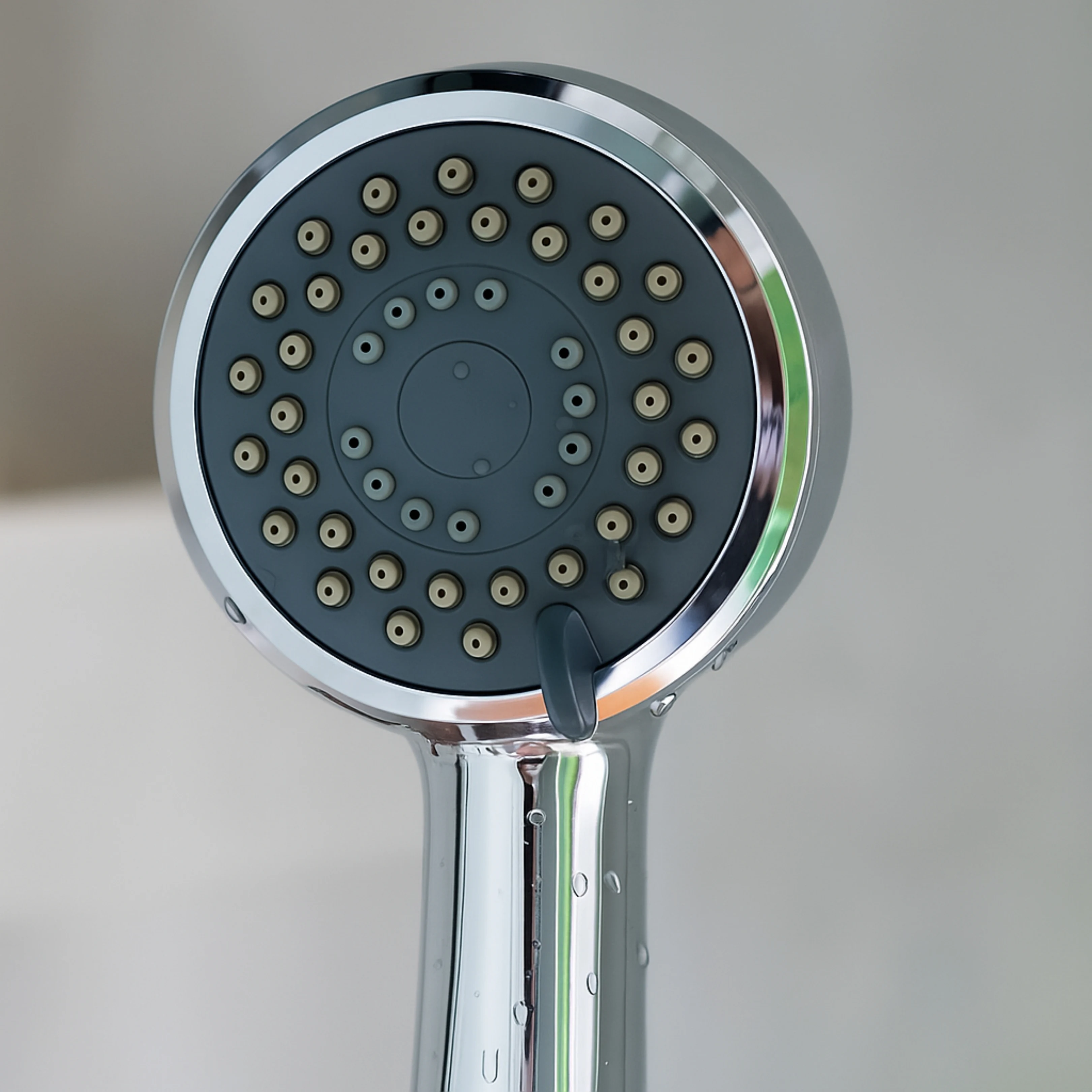no more yellow water stains in showerhead